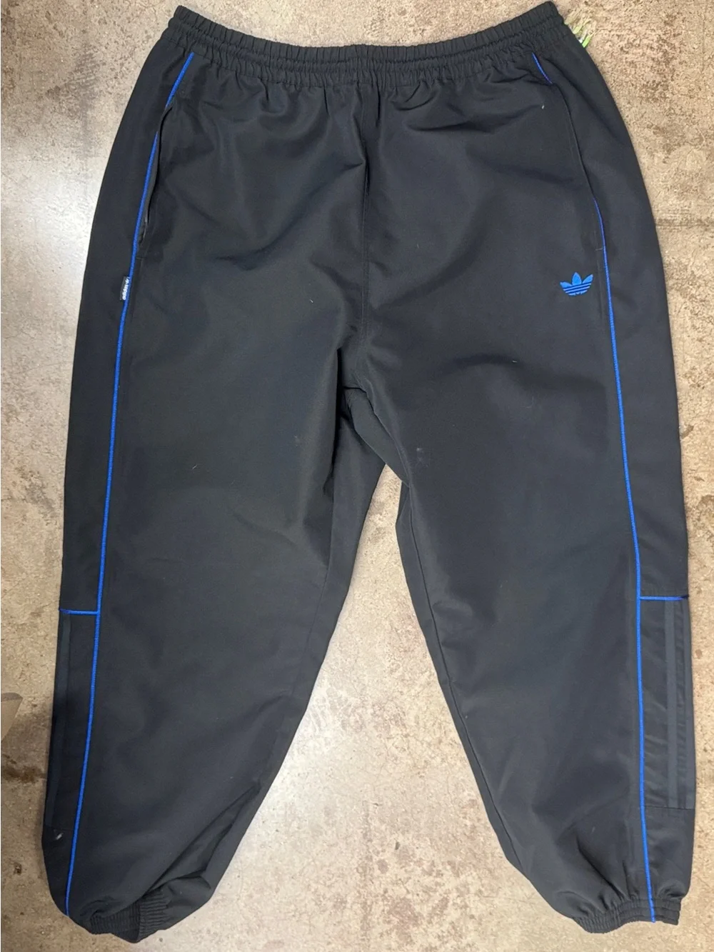 Adidas Skateboarding Gazelle Track Pants Men’s Large Black w/ Blue Stripes